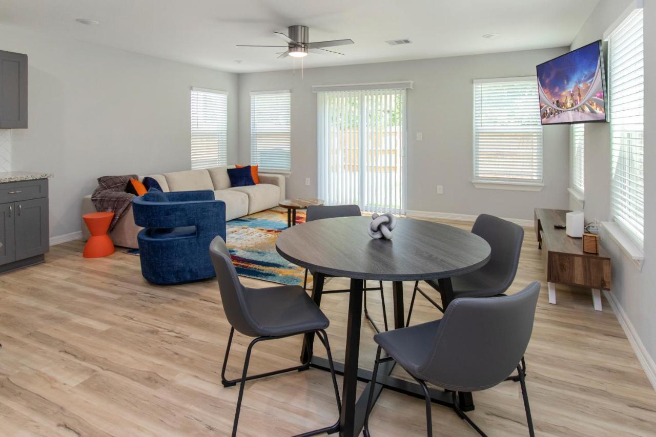 Peerless Retreat - Minutes From Downtown Houston Villa Exterior photo