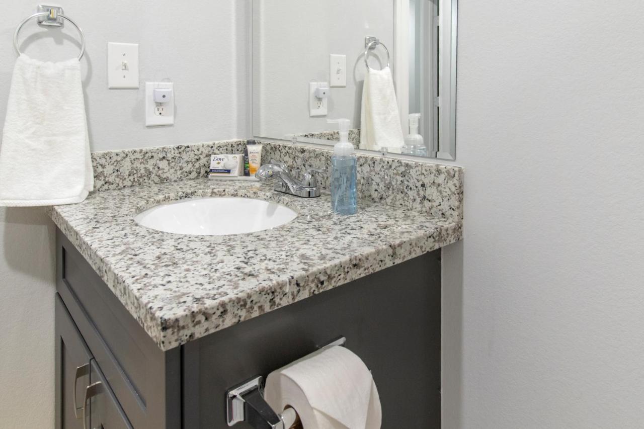 Peerless Retreat - Minutes From Downtown Houston Villa Exterior photo